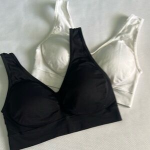 Black and white  Women's Intimate stretch Bras.